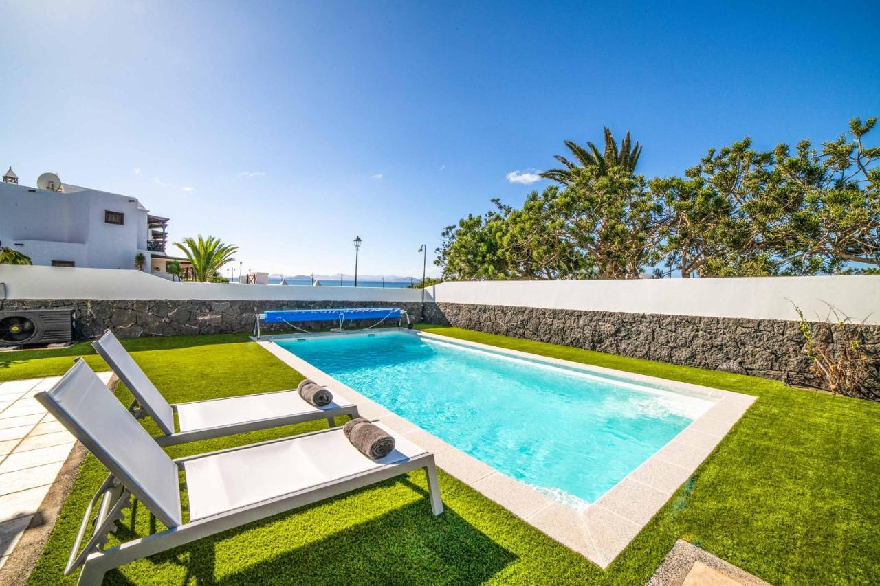 Galway Bay Villa Playa Blanca  Exteriör bild